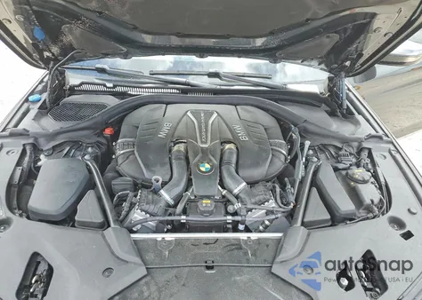 2019 BMW M550Xi из США, поврежденный, VIN WBAJB9C58KB464295